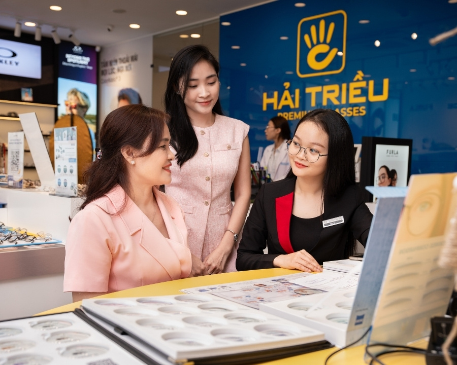 Постер компании